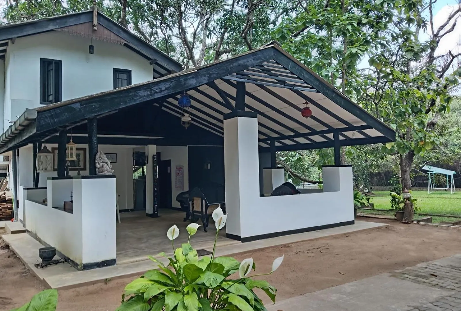 ****  New Sigiri Kele Hotel Sigiriya Sri Lanka