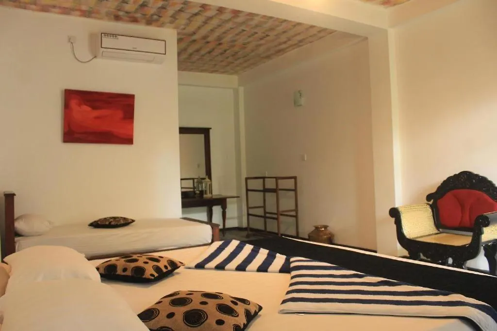 ****  New Sigiri Kele Hotel Sigiriya Sri Lanka