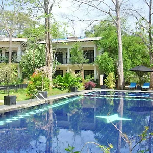 Hotel Flower Garden Eco Village, Sigiriya